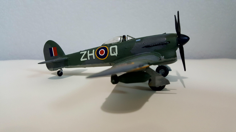Illustration for article titled Anyone else into building scale model aircraft?